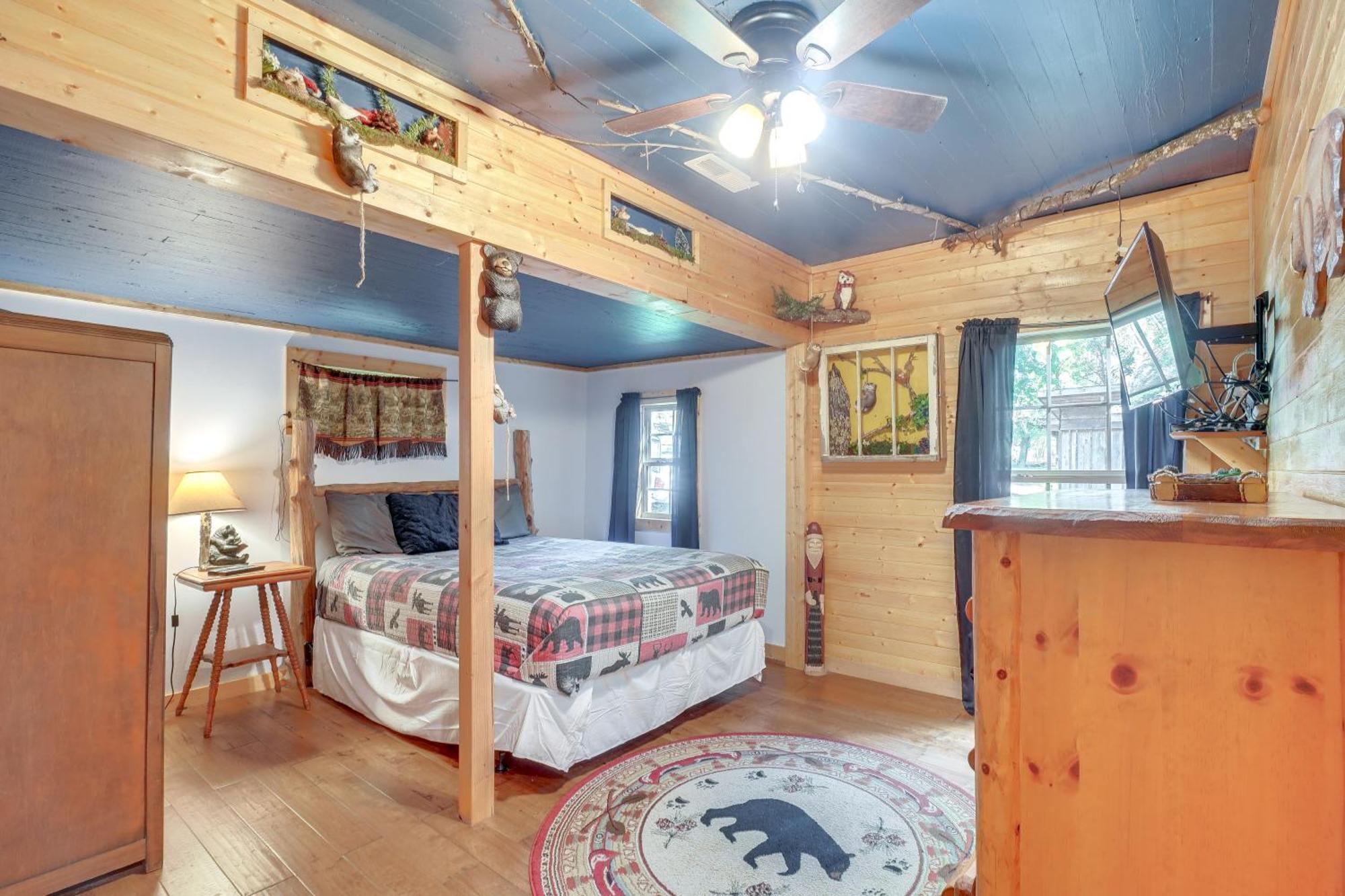 Just Fur Relaxin Sevierville Cabin With Hot Tub! Екстериор снимка